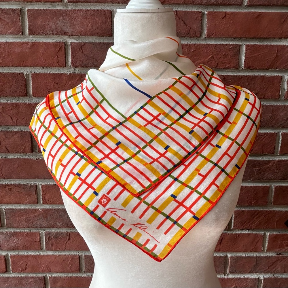 •Anne Klein for Robinson & Golluber Vintage 70’sSilk geometric scarf Hand Rolled